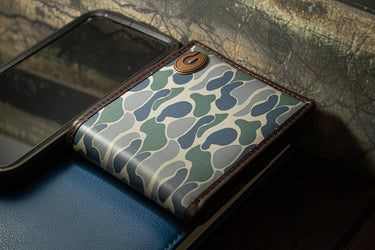 Georgia Bulldogs Men's Bifold Old School Camo Leather Wallet. Gift For Dawgs Fan. Quality Full Grain Leather With Antique Copper Logo.