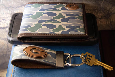 Georgia Bulldogs Old School Camo Leather Loop Keychain.