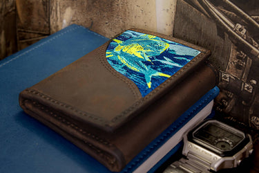 Dolphin Mahi Men's Trifold Woven Patch Leather Wallet.