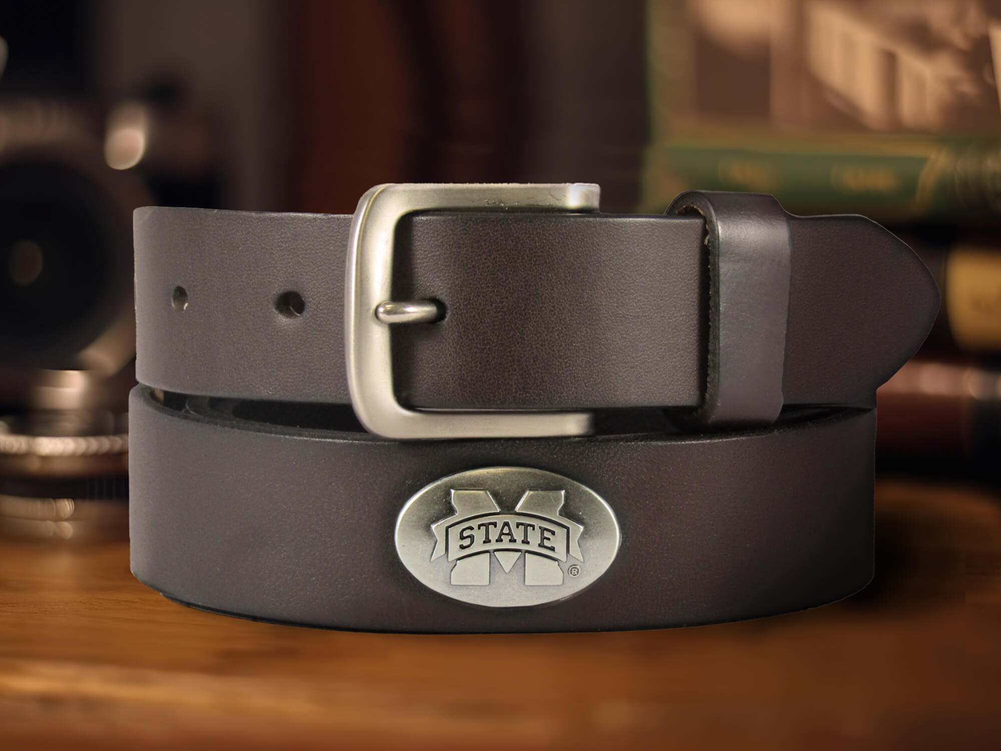 Mississippi State Bulldogs Men's Collegiate Brown Leather Concho Belt.