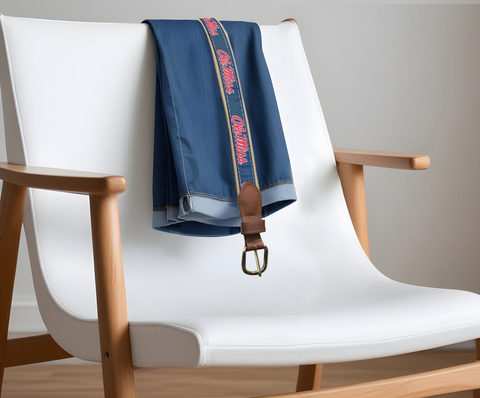 Ole Miss Rebels Woven Ribbon Belt Chair