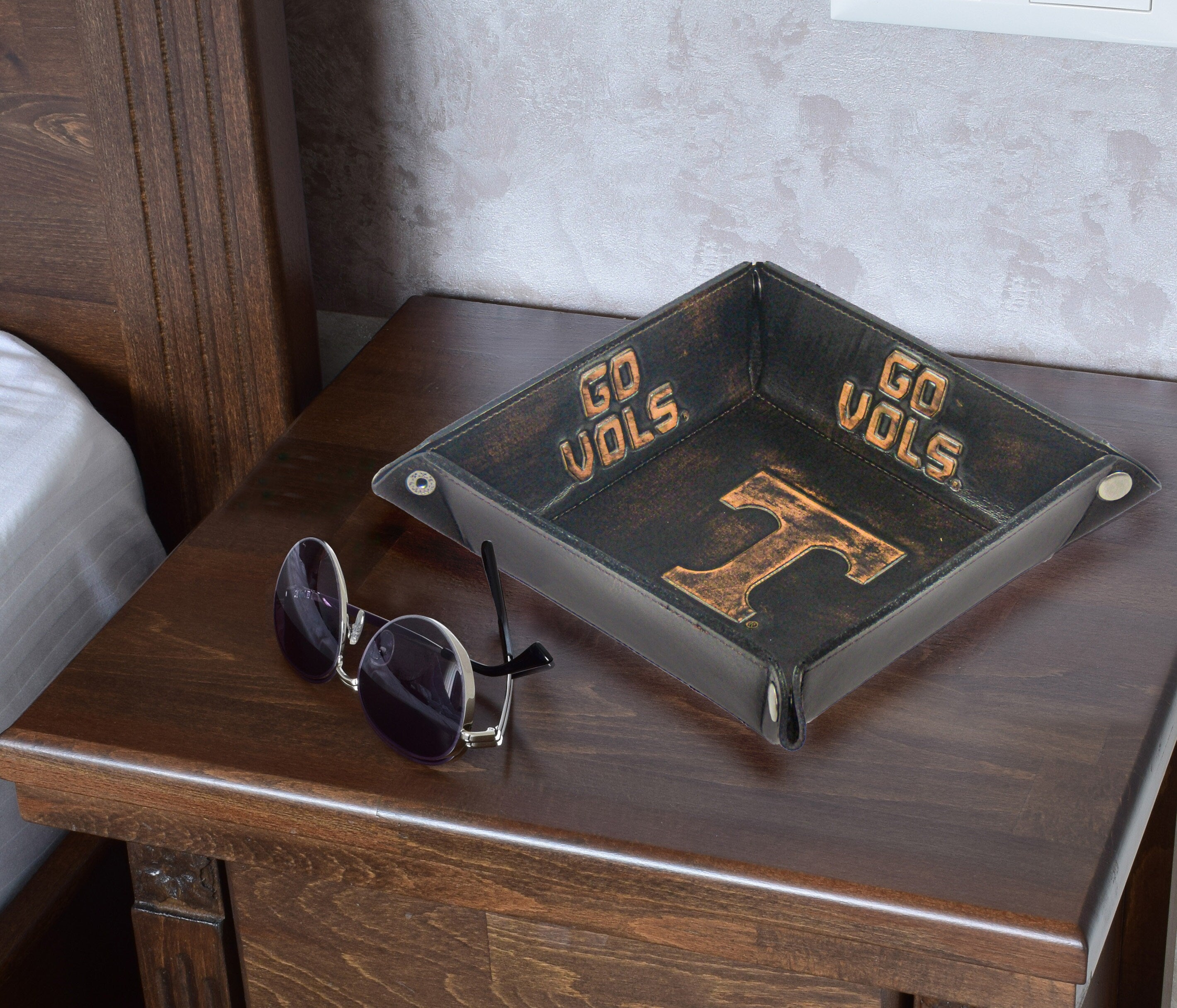 Tennessee Vols Leather Valet Tray Nightstand