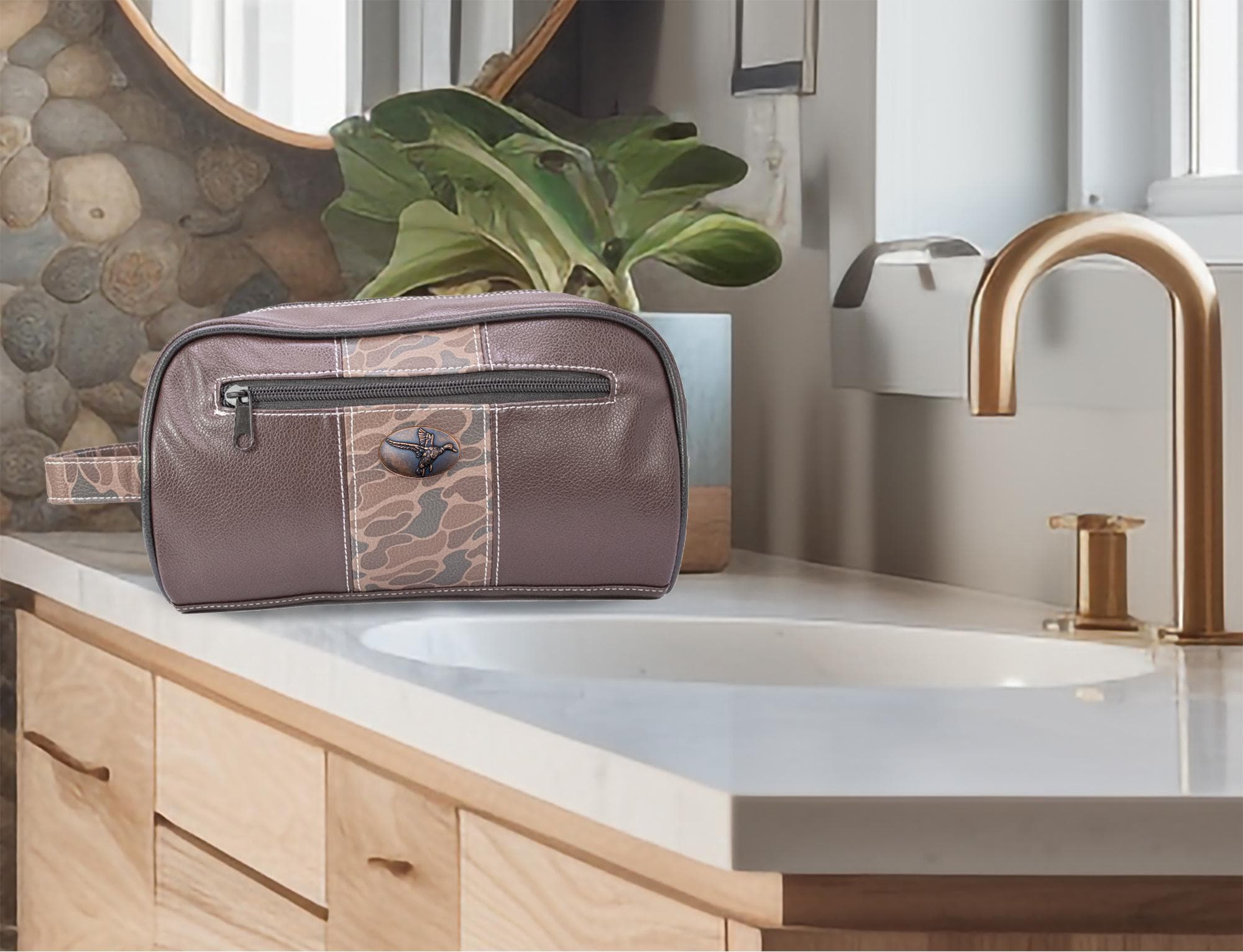 Mallard old school camo toiletry dopp bag brown tan vanity