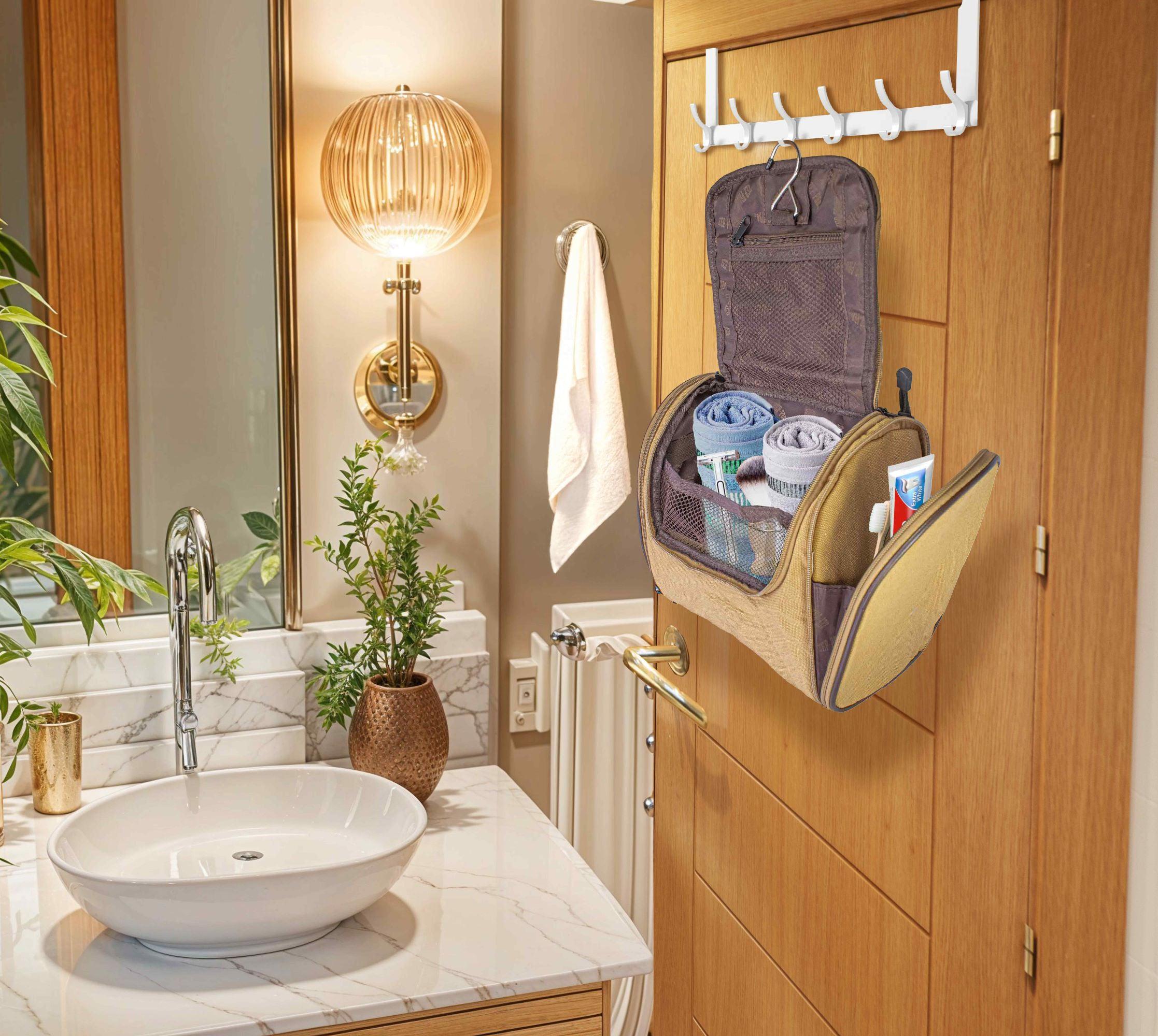 Clemson Tigers Men&#39;s Khaki Hanging Toiletry Bag