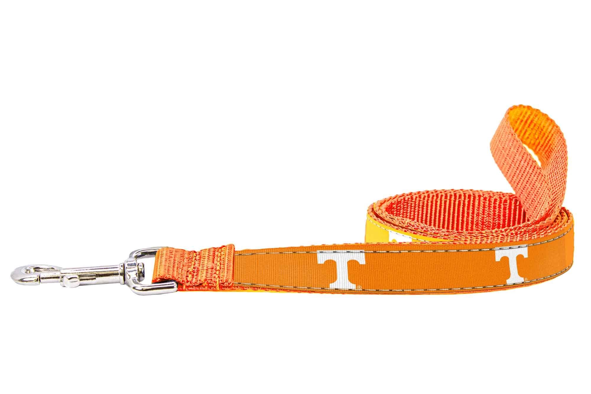 Tennessee Vols Collegiate Woven Ribbon Dog Collar. Pet Lead. Adjustable Nylon Webbing. Snap Buckle and D-ring. Swivel Bolt Snap.