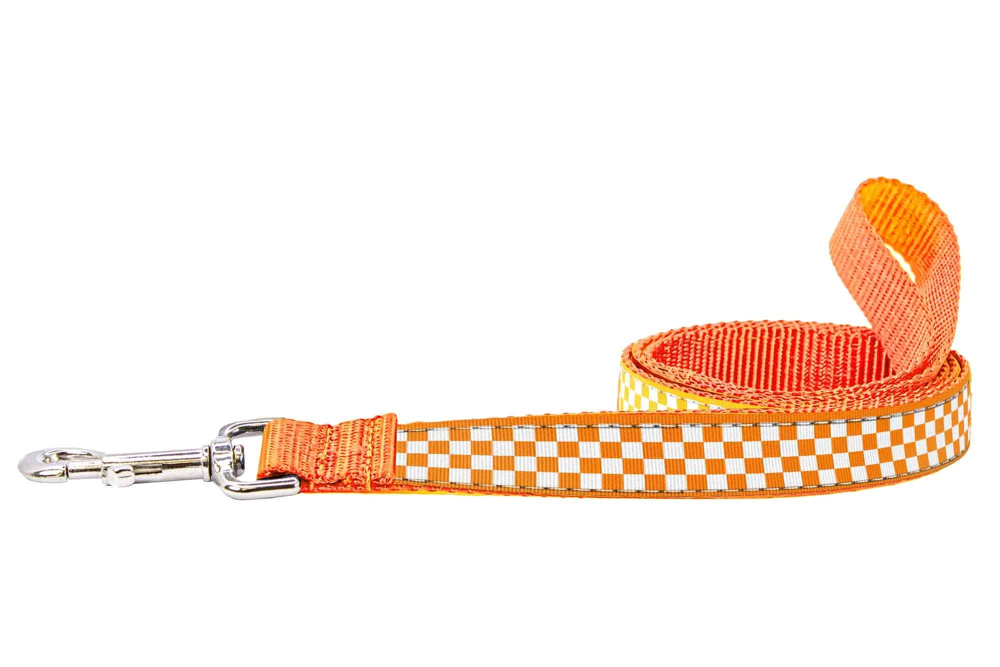 Tennessee Vols Collegiate Woven Ribbon Dog Collar. Pet Lead. Adjustable Nylon Webbing. Snap Buckle and D-ring. Swivel Bolt Snap.