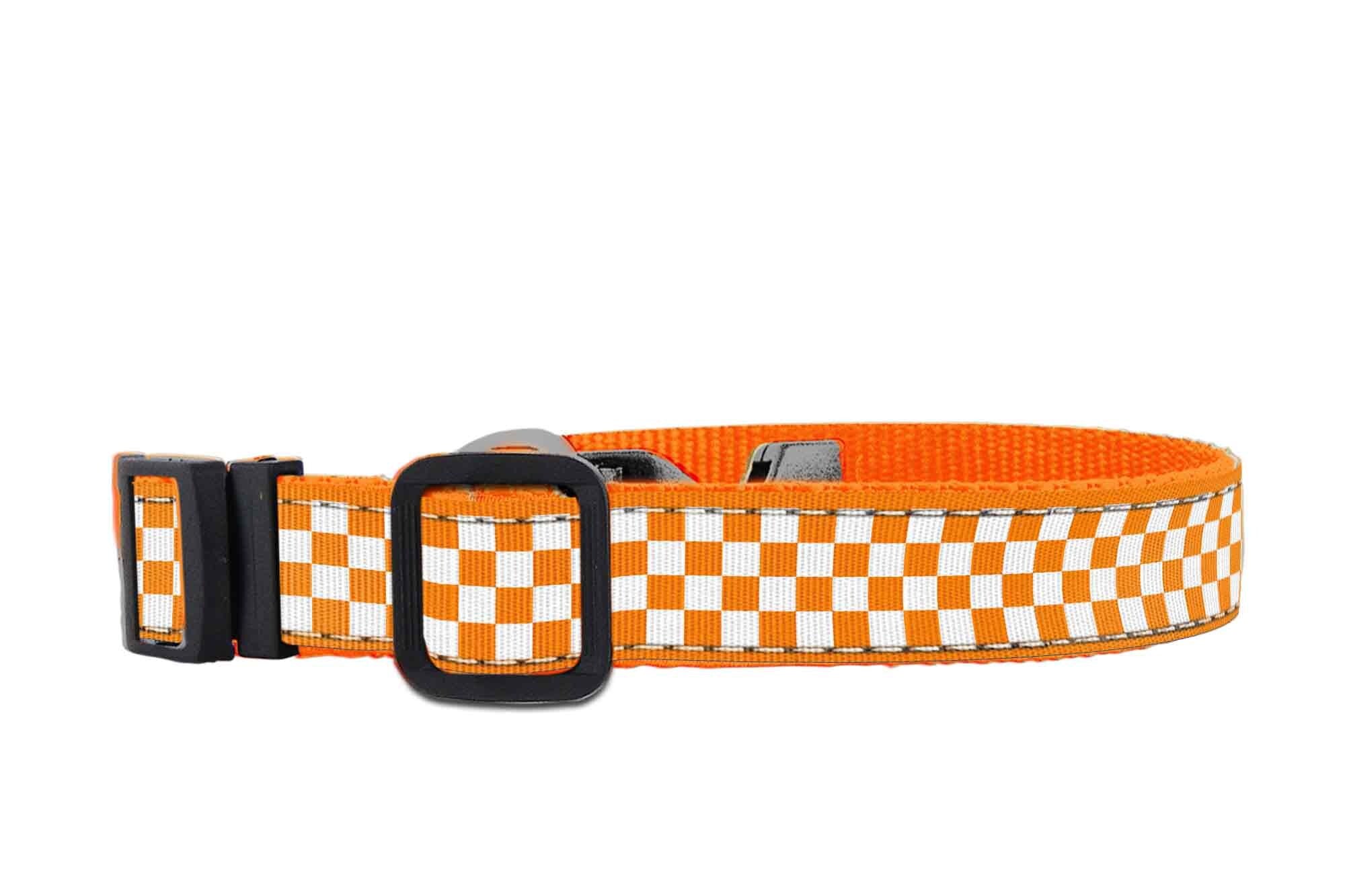 Tennessee Vols Collegiate Woven Ribbon Dog Collar. Pet Lead. Adjustable Nylon Webbing. Snap Buckle and D-ring. Swivel Bolt Snap.