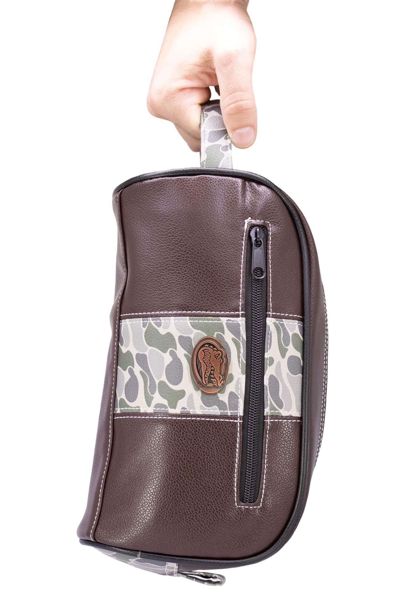 Florida Gators Men's Camo Dopp Kit. Toiletry Bag. Old School Camo Print. Brown Pebble Finish. Antique Copper Logo. Perfect Travel Accessory