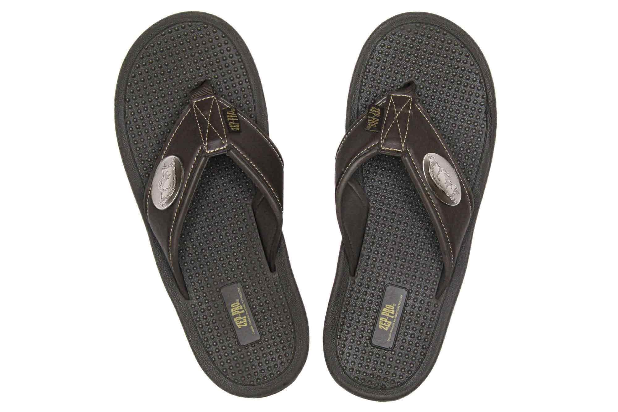 Arkansas Razorbacks Men's Collegiate Flip Flop Sandal. Brown Straps With Metal Concho Logo. Cushioned Insole and Non-skid Outsole.