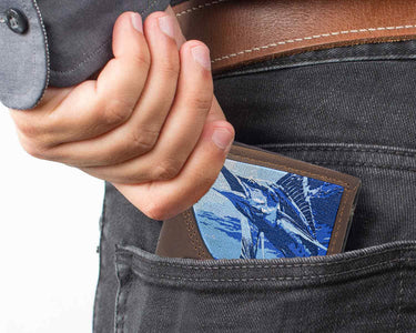 Marlin Men's Bifold Woven Patch Leather Wallet.