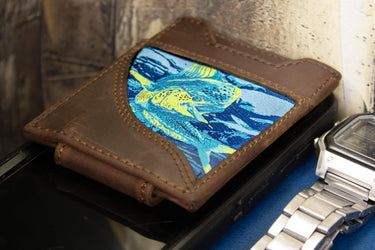 Dolphin Mahi Men's Magnetic Front Pocket Woven Patch Leather Wallet.