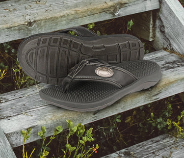 Penn State Nittany Lions Men's Collegiate Flip Flop Sandal. Brown Straps With Metal Concho Logo. Cushioned Insole and Non-skid Outsole.