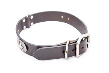 Kentucky Wildcats Brown Leather Dog Collar - Antique Silver Logo